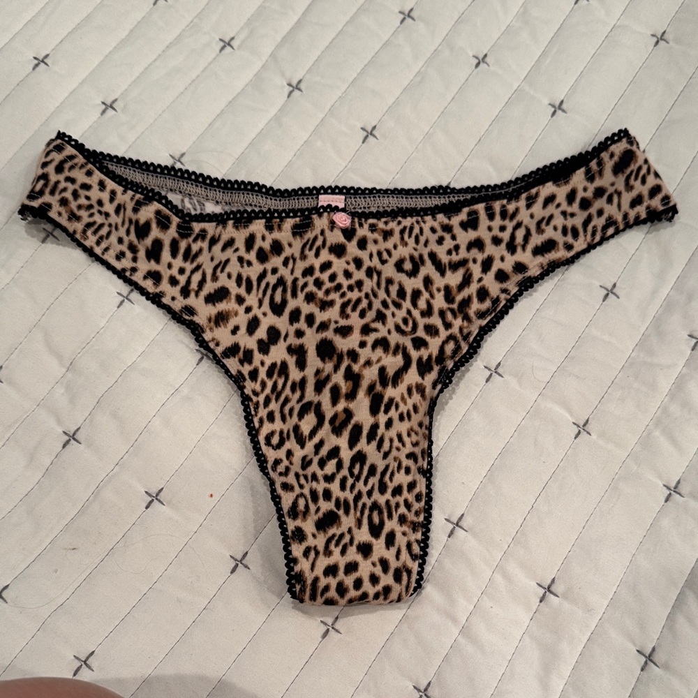 Victoria's Secret Animal Print Lace Thong
